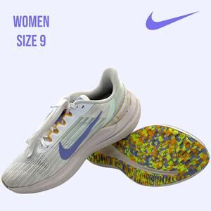 Nike Air‎ Winflo 9 White Purple Women's Size 9 Running Shoes Sneakers Gym Walk
